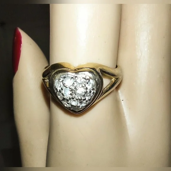Pave Crystal Gold Heart Ring - Picture 10 of 13